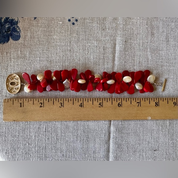 Artisan signed Sterling Silver Red Coral & Pearl bracelet Oversized Toggle Clasp - Picture 10 of 13